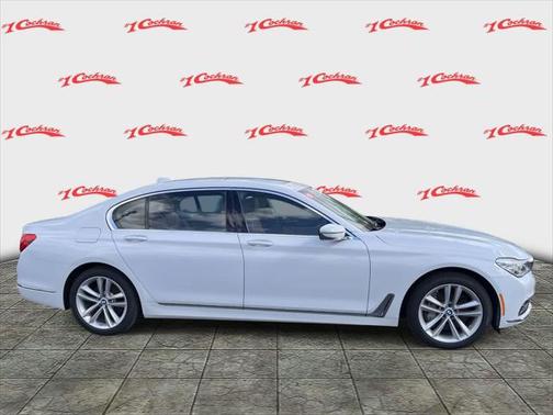 2017 BMW 750 i xDrive