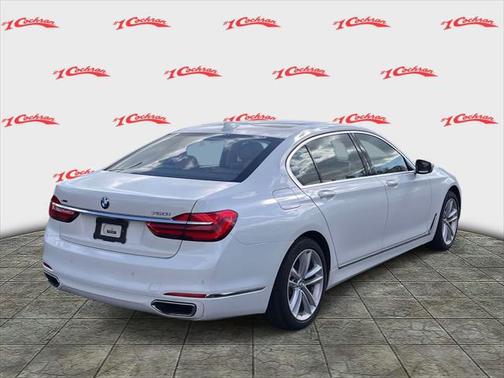 2017 BMW 750 i xDrive