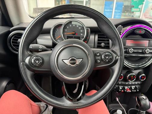2015 MINI Hardtop Cooper
