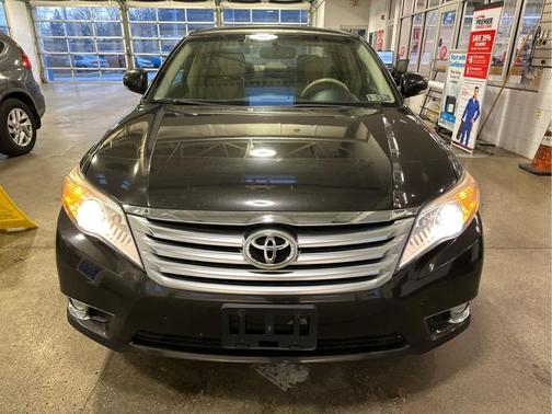 2011 Toyota Avalon Base