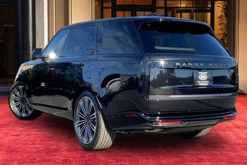 2026 Land Rover Range Rover P400 SE