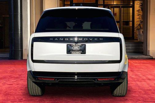 2026 Land Rover Range Rover P400 SE