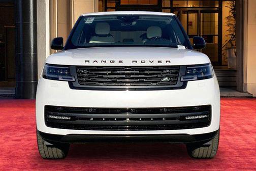 2026 Land Rover Range Rover P400 SE