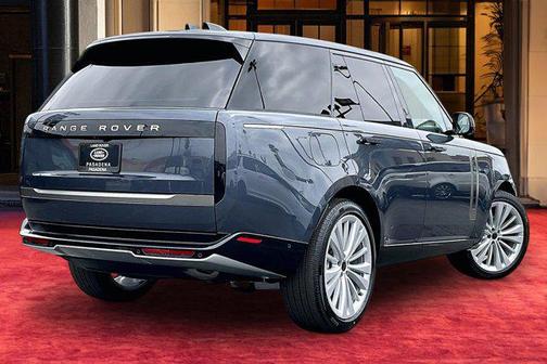 1eh/Blue 2026 Land Rover Range Rover P400 SE
