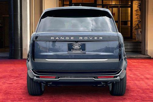 1eh/Blue 2026 Land Rover Range Rover P400 SE