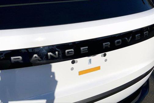 2026 Land Rover Range Rover P400 SE 7 Seat