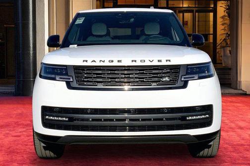 2026 Land Rover Range Rover P400 SE 7 Seat