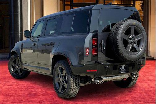 2025 Land Rover Defender 110 P500 X-Dynamic SE