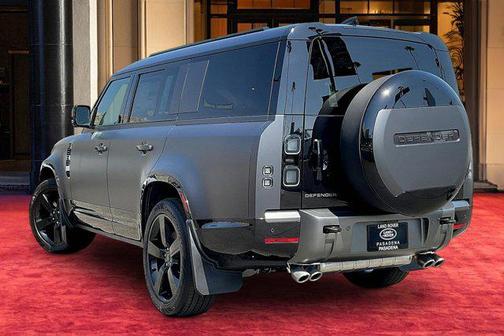 Carpathian Grey Premium Metallic 2026 Land Rover Defender V8