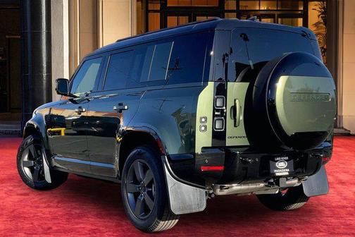 2026 Land Rover Defender P400 X-Dynamic SE