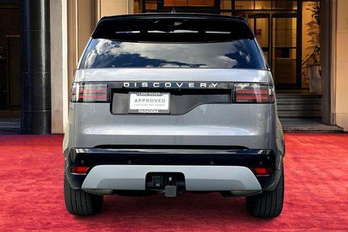 2024 Land Rover Discovery P360 Metropolitan Edition