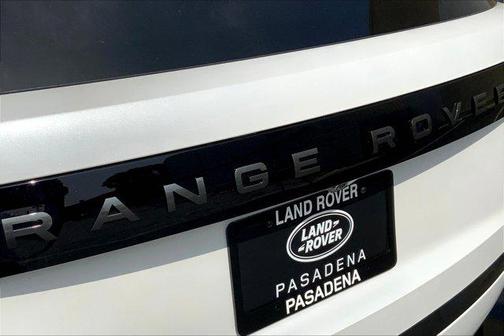 2025 Land Rover Range Rover P530 SE 7 Seat