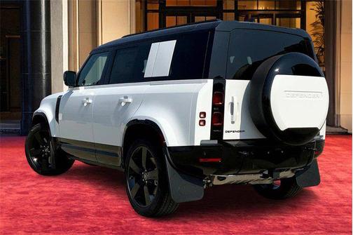 2025 Land Rover Defender 110 P400 X-Dynamic SE