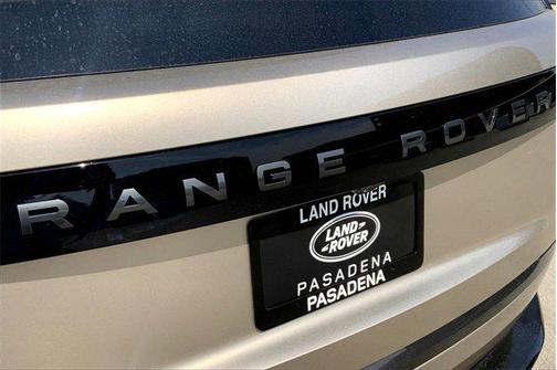 2025 Land Rover Range Rover P530 SE 7 Seat