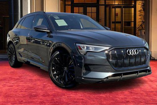 2019 Audi e-tron Premium Plus