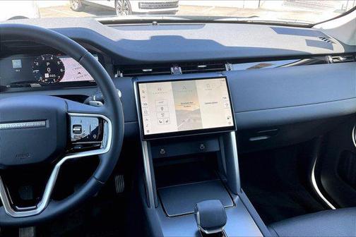 Fuji White 2024 Land Rover Discovery Sport Core S