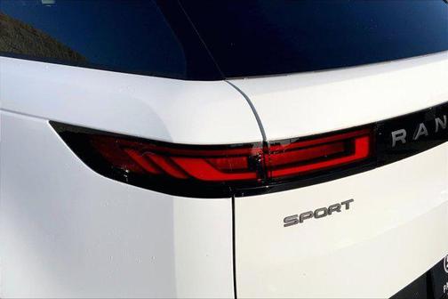 2026 Land Rover Range Rover Sport SE