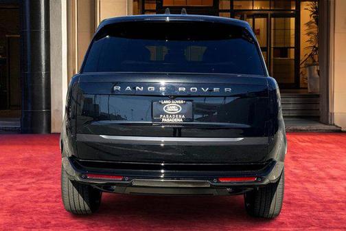 2025 Land Rover Range Rover P400 SE