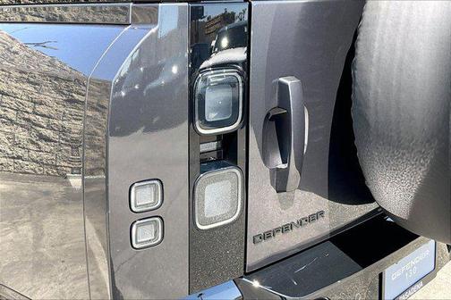Carpathian Grey Premium Metallic 2026 Land Rover Defender P400 X-Dynamic SE