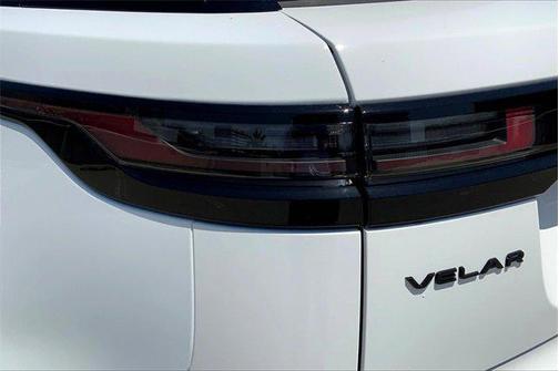 2026 Land Rover Range Rover Velar P250 SE R-Dynamic
