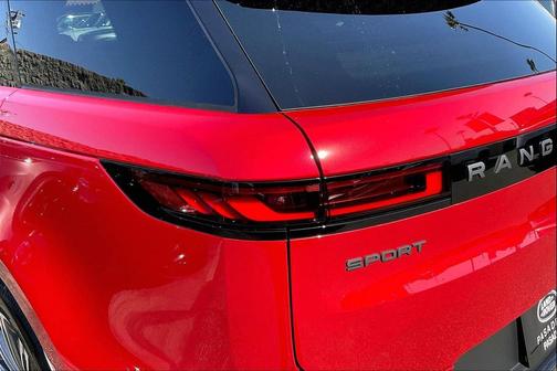 Firenze Red Metallic 2026 Land Rover Range Rover Sport SE