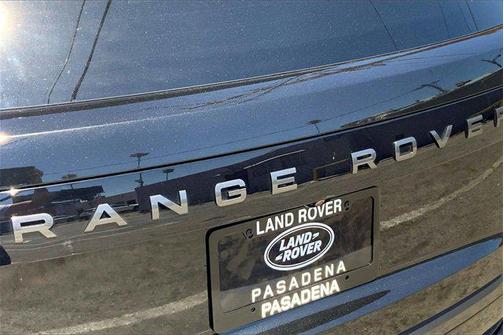 2025 Land Rover Range Rover P530 SE