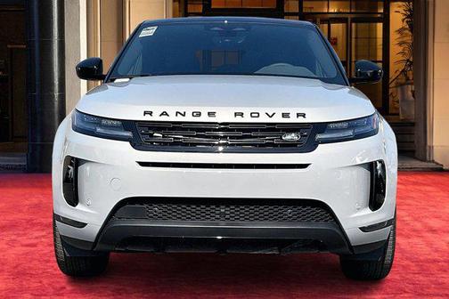 Seoul Pearl Silver Metallic 2026 Land Rover Range Rover Evoque Core S