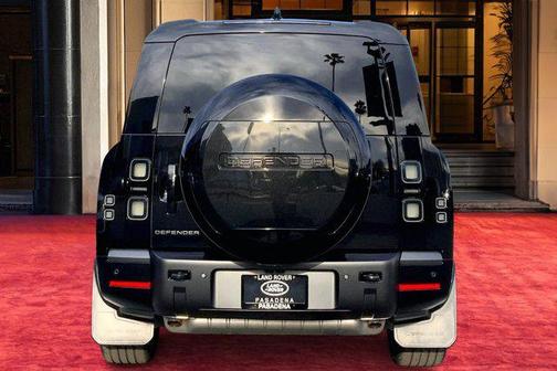 2026 Land Rover Defender P400 X-Dynamic SE