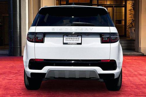 Fuji White 2025 Land Rover Discovery Sport S