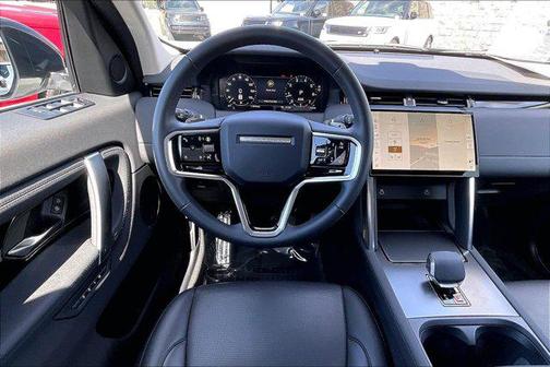 Fuji White 2025 Land Rover Discovery Sport S