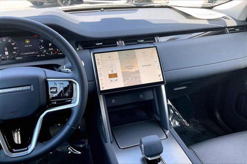 Fuji White 2025 Land Rover Discovery Sport S