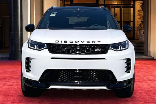 Fuji White 2026 Land Rover Discovery Sport Landmark
