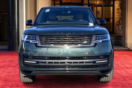 2026 Land Rover Range Rover P400 SE 7 Seat