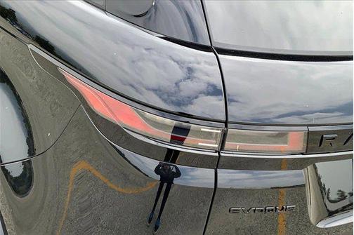 2024 Land Rover Range Rover Evoque Dynamic SE