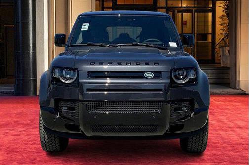 2025 Land Rover Defender 110 P400 X-Dynamic SE