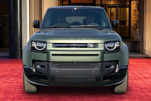 2026 Land Rover Defender P400 X-Dynamic SE