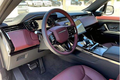 2025 Land Rover Range Rover Sport SE