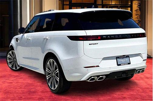 2025 Land Rover Range Rover Sport SE