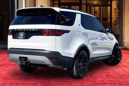 2026 Land Rover Discovery S