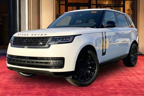 2026 Land Rover Range Rover P550e SE