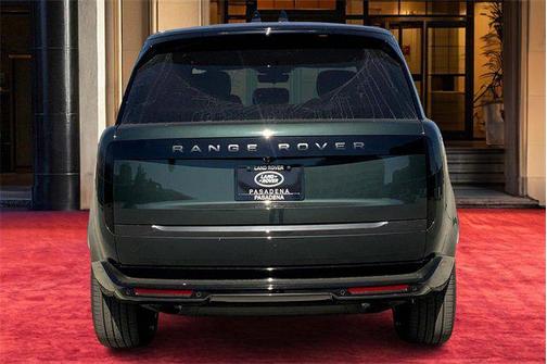 2025 Land Rover Range Rover P400 SE