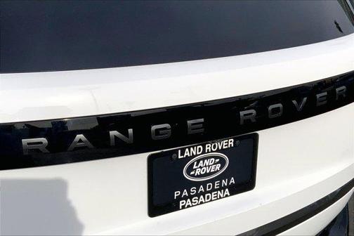 2026 Land Rover Range Rover P400 SE