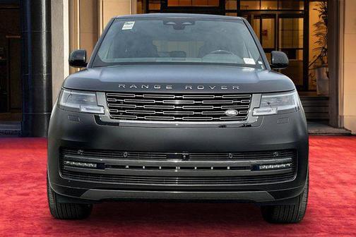 Obsidian Black SV Bespoke Ultra Metallic Satin 2026 Land Rover Range Rover P530 SE 7 Seat