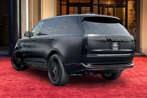 Obsidian Black SV Bespoke Ultra Metallic Satin 2026 Land Rover Range Rover P530 SE 7 Seat