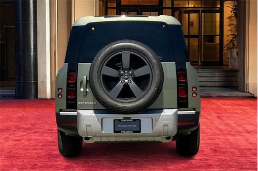 2025 Land Rover Defender 130 P300 S