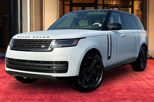 Ethereal Frost Silver SV Bespoke Ultra Met Satin 2026 Land Rover Range Rover Autobiography