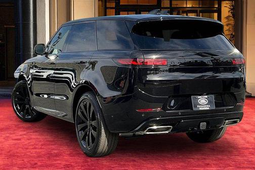 Obsidian Black SV Bespoke Ultra Metallic Gloss 2026 Land Rover Range Rover Sport SE