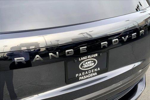 2026 Land Rover Range Rover P400 SE 7 Seat
