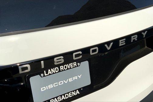2025 Land Rover Discovery P300 S