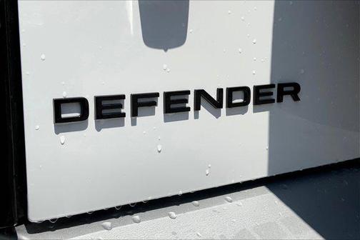 2025 Land Rover Defender 130 P300 S